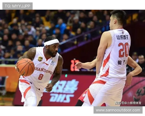 南京足球队在邀请赛中以51分稳居积分榜首位展现强劲实力 南京足球队在邀请赛中以51分稳居积分榜首位展现强劲实力