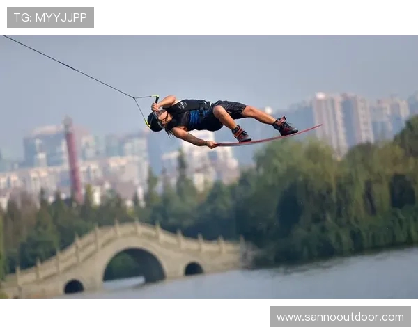 成都极限运动队在世界街舞大赛中的崛起与成长历程揭秘 成都极限运动队在世界街舞大赛中的崛起与成长历程揭秘