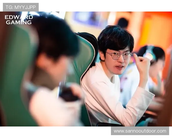 赛后复盘:深入剖析EDG与WE对决中的战术意识与团队配合 赛后复盘:深入剖析EDG与WE对决中的战术意识与团队配合