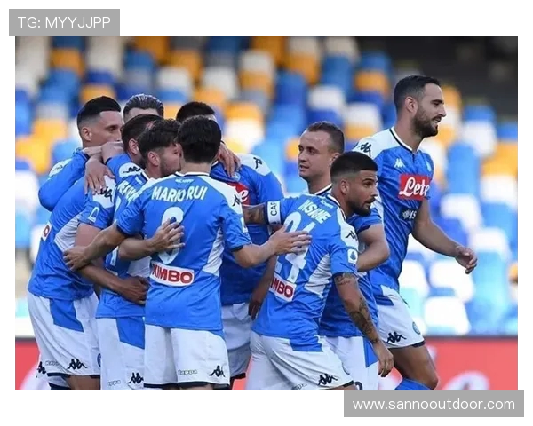 成都飞盘队与北京飞盘队赛后复盘团队协作的精彩瞬间与经验分享